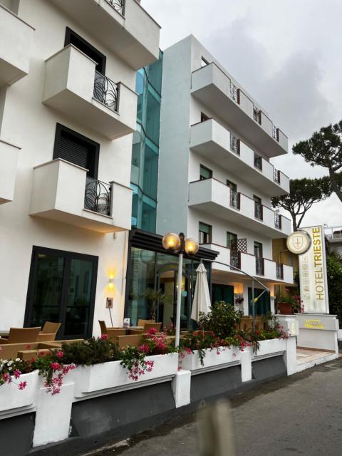 HOTEL TRIESTE