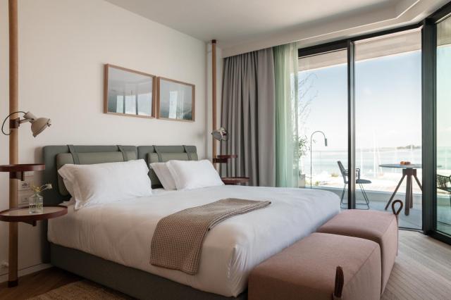Laguna Faro Suites - Adults Only