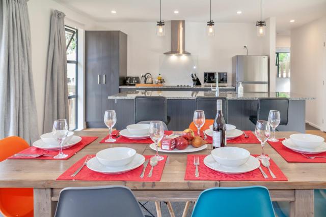 Lofty Quarters - Hamner Springs Holiday Home