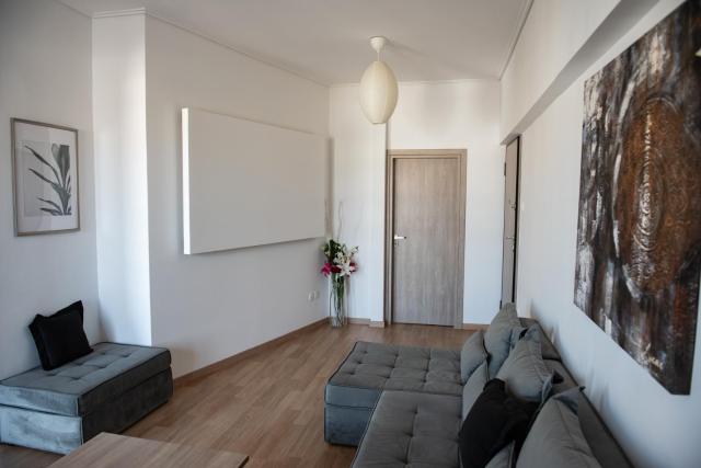 Renovated apartment 5min from subway station 'Attiki'