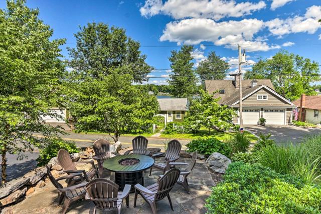 Walk to Lake: Middlefield Home w/ Fire Pit