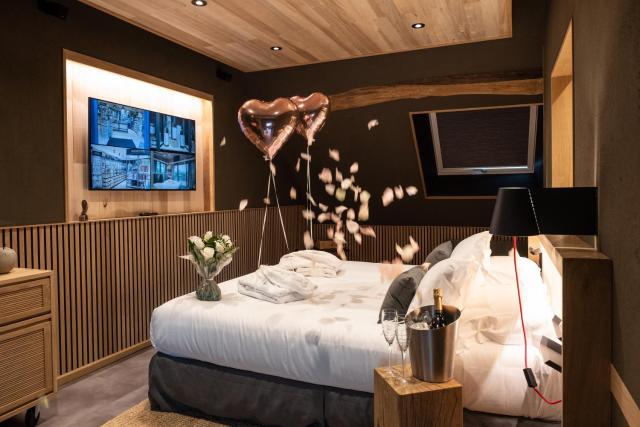 Le Domaine des Prés Verts Suites & Chambres avec Jacuzzi Privatif