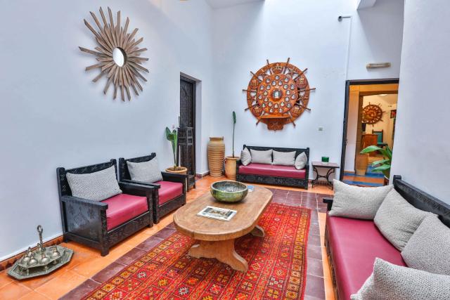 Luxury Riad Mounia