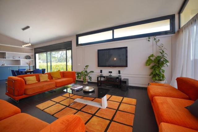 Villa de lujo de 4 dormitorios, piscina y barbacoa