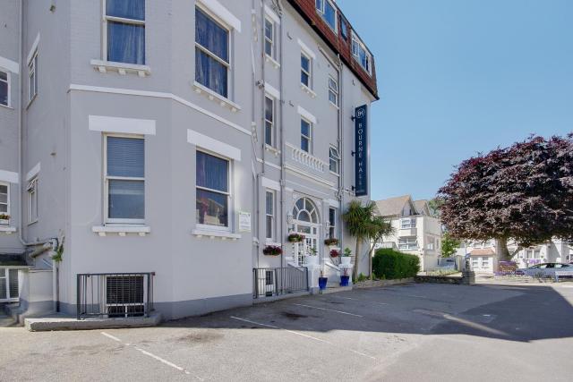 Bourne Hall Hotel