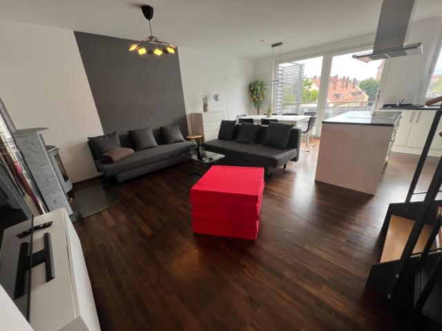 Penthouse-Wohnung - Balkon - Dachterrasse - Zentrum