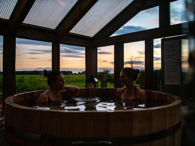 Sawcliffe Manor Country House with Spa, Free Parking, Catering, Self Checkin, Farmstay