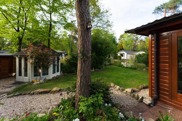 Private Chalet Heppie People