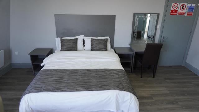 Roshni Hotel