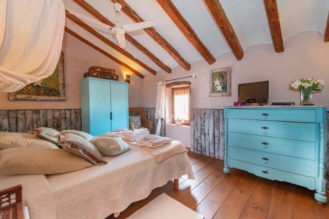 Les Vinyes Alojamiento Rural Boutique & SPA