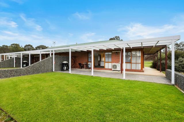 Summerfield Winery and Accommodation