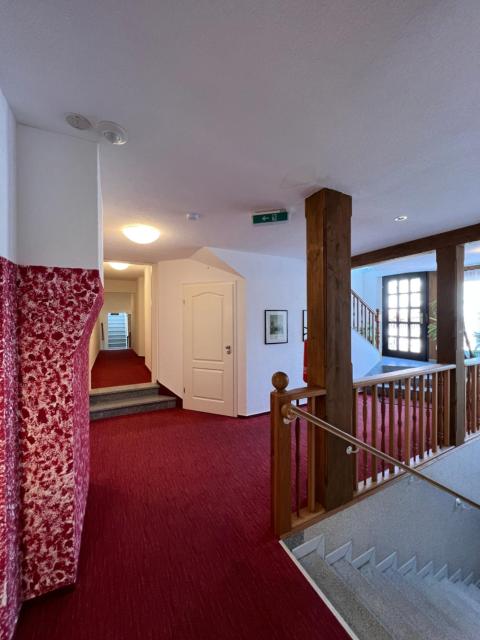 Hotel und Pension Am Burchardikloster