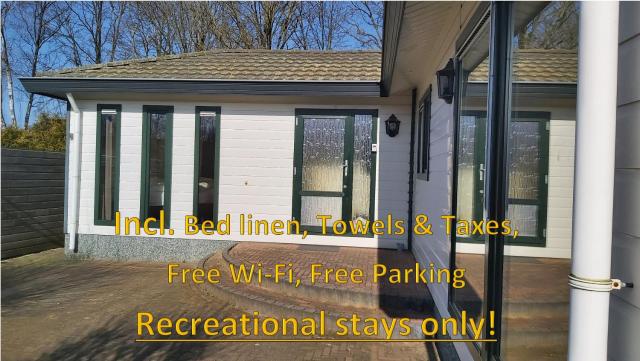 Ruim familie chalet tot 4 personen op de Veluwe Bungalowpark De Kern