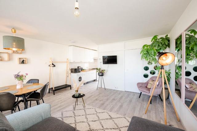 Amsterdam Beach Apartment 44