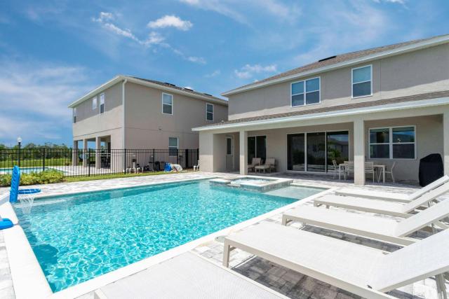 8-Bed Villa Prv Pool and Game Room Near Disney