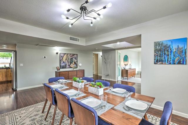 3 Mi to Kierland! Luxe Desert Home w/ Heated Pool