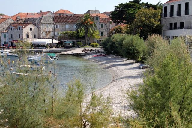 Apartments with parking space Postira, Brac - 727