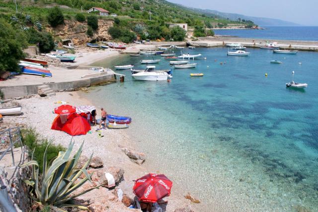 Apartments for families with children Zavala, Hvar - 128