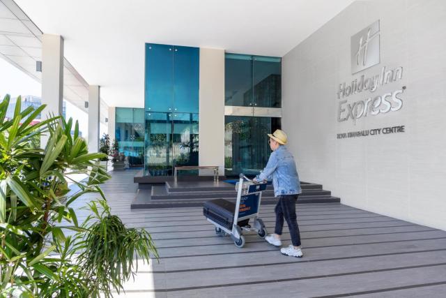 Holiday Inn Express Kota Kinabalu City Centre by IHG