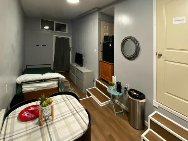Adorable Studio in SF, near Daly City BART
