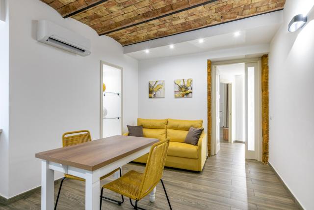 Vittorio Emanuele Charming Central Flats