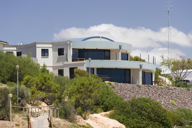 Cliff House Beachfront Villas