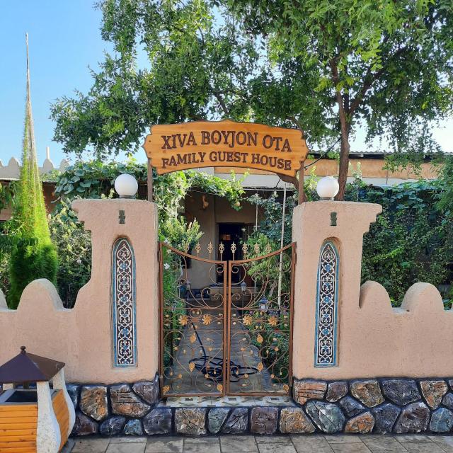 Guest House Khiva ,, BOYJON OTA "