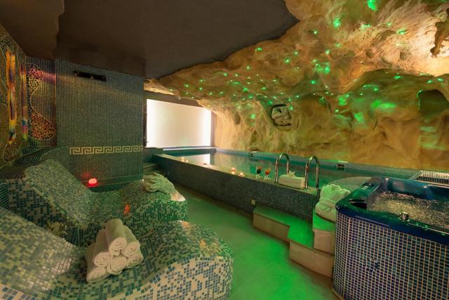 Hotel Paradis