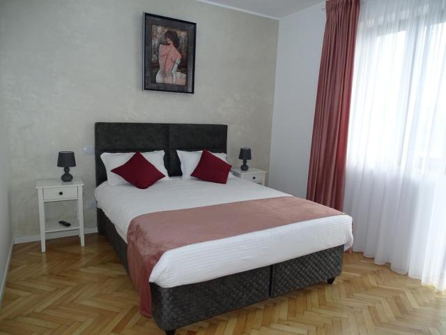 Water Lily Apartment Studio 2 free parking- self check-in