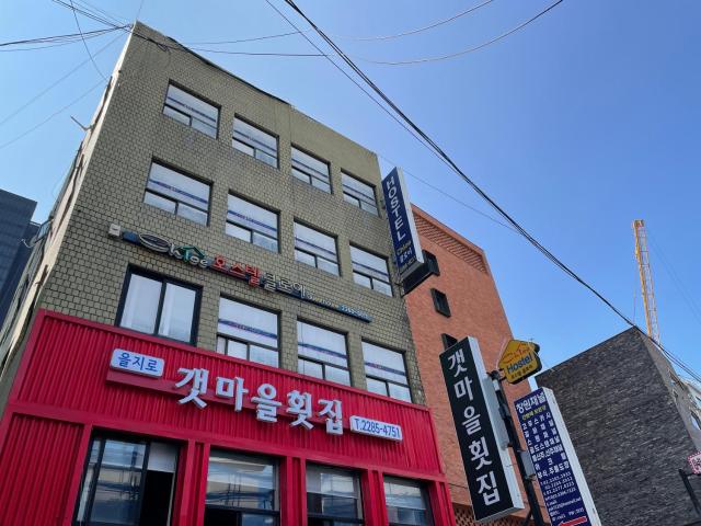 Chloe Hostel
