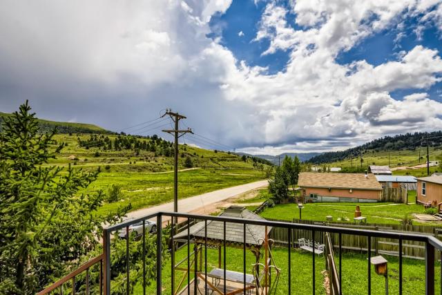 1 Mi to Casino! Historic Cripple Creek Home
