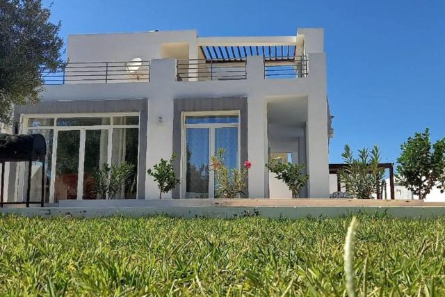 Magnifique villa avec piscine sur l’île de Djerba pour vacances