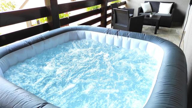 Deluxe Apartment with Jacuzzi - PATAR
