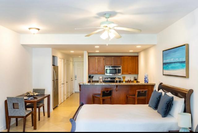 La Vista Azul - Lovely Spacious Condo close to Grace Bay - Free Wi-Fi