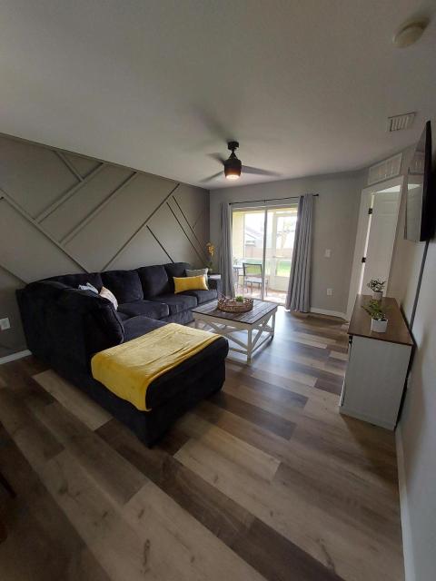 Amazing 32 Condo, Gated Community At Club Cortile!!