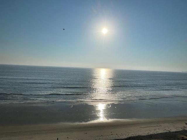 Ariels Paraiso- Ocean view