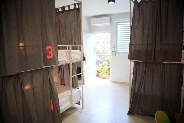 Nomada Beach Hostel- Isla Verde