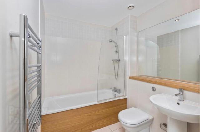 Floor-ceiling windows, Harbour/Sea Views, Sleeps 5