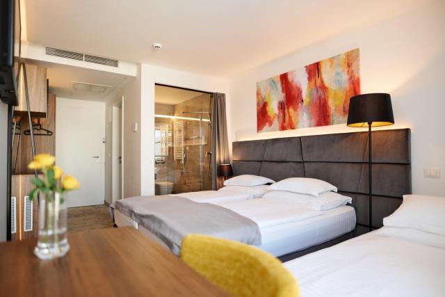 Hotel Paris