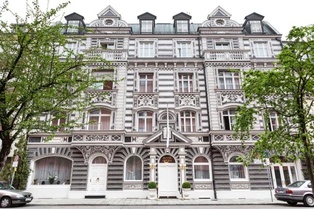 Hotel Opera