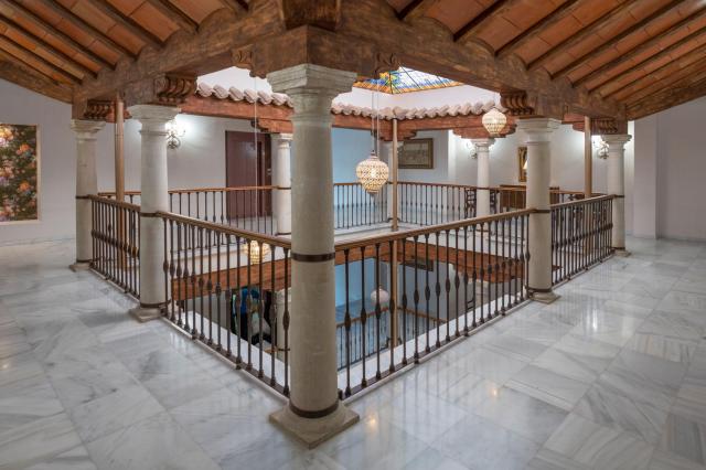 Hotel María de Molina