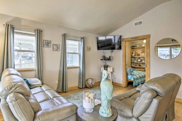 Waterfront Port Isabel Getaway: Bring Your Pet!