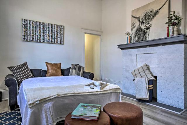 Modern NOLA Condo: 2 Mi to Bourbon Street