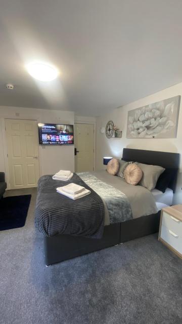 Hayy Studios Comfortable Stays in Deighton