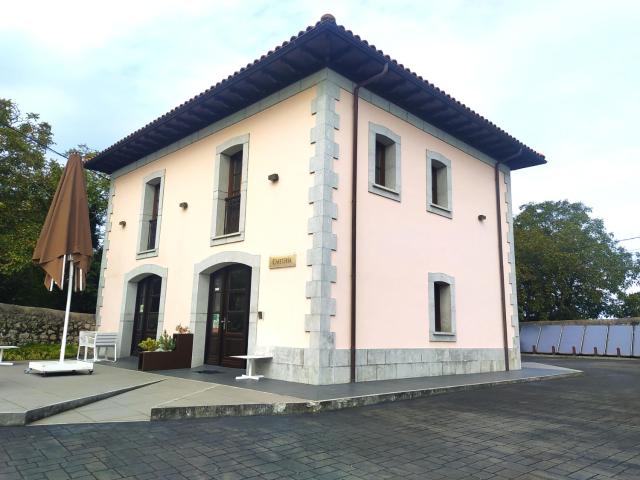 Hotel Villa Marrón