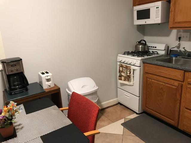Walk2Metro's,DCGem,Private,Wifi, FreeParking