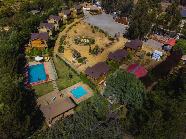 Cabaña en Tunquén con parrilla, fogón, piscina y bosque