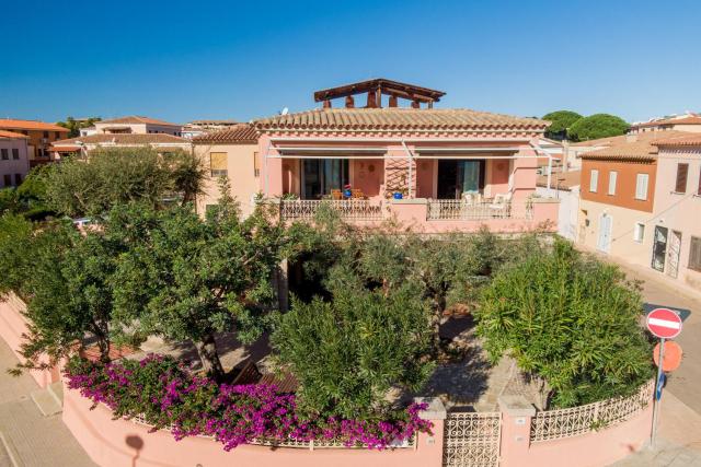Porto San Paolo Apartments