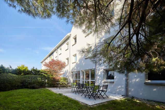 B&B HOTEL Evry Lisses 2 - 3 étoiles