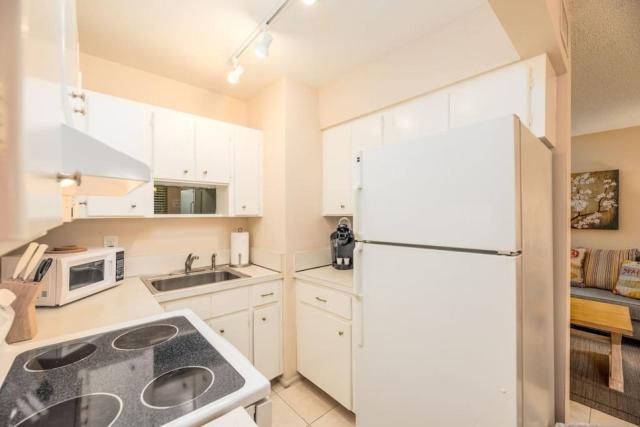 The Retreat 3 - Wilton Manors